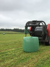 Fixed Chamber Baler-Wrapper combinations - FastBale Kverneland, revolutionary solution that produces bales nonstop