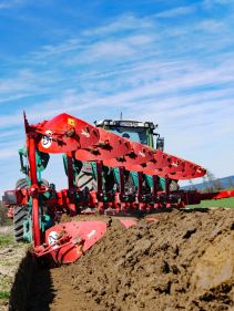 Kverneland PG RG, Kverneland Vari-Width® system, easy in use while ploughing and adjusting