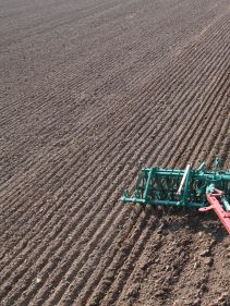 Kverneland Packomat, perfect seedbed while ploughing, kvernelands unique steel provides light and robust implement