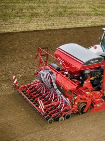 Kverneland e-drill maxi pluss, combined grain and fertilizer model