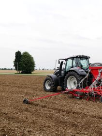 Kverneland ts-drill, cost efficient combined with high performance on the field