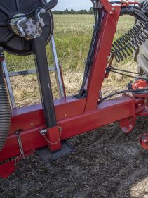 Kverneland DG2 High Capacity Pneumatic Seed Drill, superior depth control and high performance on field