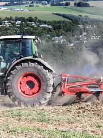 Kverneland Enduro, performing powerful and efficient on field