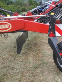 Double Rotor Rakes - VICON ANDEX 804-844-904 HYDRO-904 PRO, high performance also under though conditions cause by a strong carrier frame