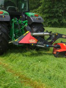 Mower Conditioners - VICON EXTRA 624T - 628T/R - 632T FARMER, tine conditiong with hydraulic spring adjustments also slim design for efficient during operation