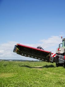 Mower Conditioners - VICON EXTRA 7100T VARIO - 7100R VARIO - EFFICIENT BUTTERFLY MOWER COMBINATION, outstanding performance with new QuattroLink suspension