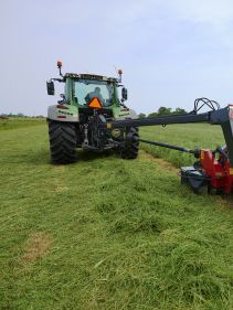 Mower Conditioners - Kverneland EXTRA 900, Unique Suspension providing Outstanding Ground Following