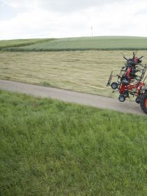 Mounted Tedders - Vicon Fanex 604 - 804, ideal for hay making also low weight and low power requirments