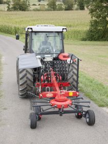 Single Rotor Rakes - VICON ANDEX 323-353-394-424T-434-474T, designed for low power tractors, but still provides great working width