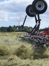 Tedders, Trailed - VICON FANEX 904C - 1124C, purpose-built for smaller tractor but will also operate with larger ones