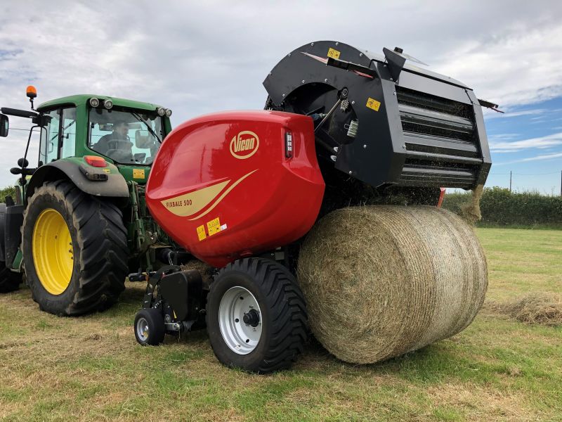 Fixed Chamber round balers - VICON FIXBALE 500, specialist baler for heavy silage conditions with low power requirments for efficient operation