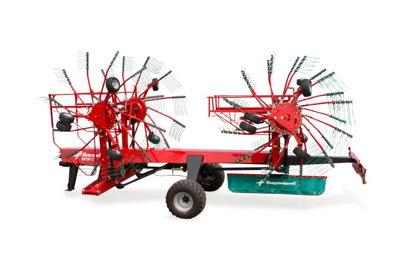 Four rotor rakes - Kverneland 95130 C - 95130 C, folded and compact during safe and efficient transportation