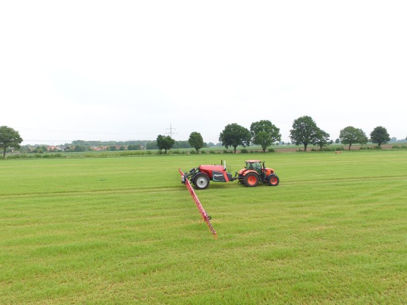 Kverneland iXtrack T4, effective, precise, stable and easy on field