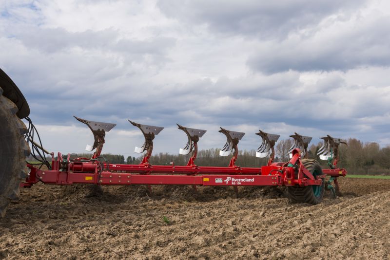 Kverneland PG RG, Kverneland Vari-Width® system, easy in use while ploughing and adjusting