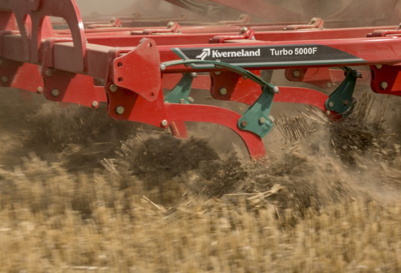 Stubble Cultivators - Kverneland Turbo powerful and efficient in use during operation