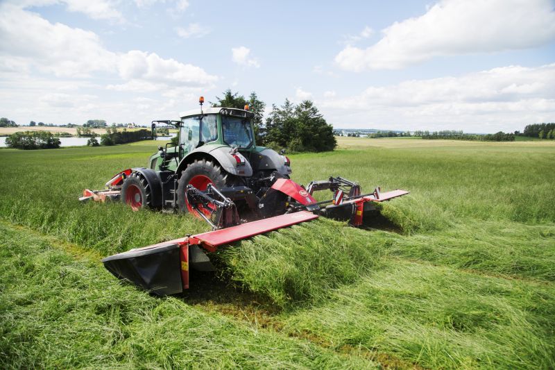 Mower Conditioners - VICON EXTRA 7100T VARIO - 7100R VARIO - EFFICIENT BUTTERFLY MOWER COMBINATION, outstanding performance with new QuattroLink suspension