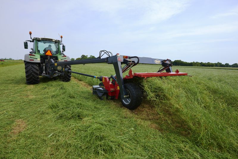 Mower Conditioners - Kverneland EXTRA 900, Unique Suspension providing Outstanding Ground Following