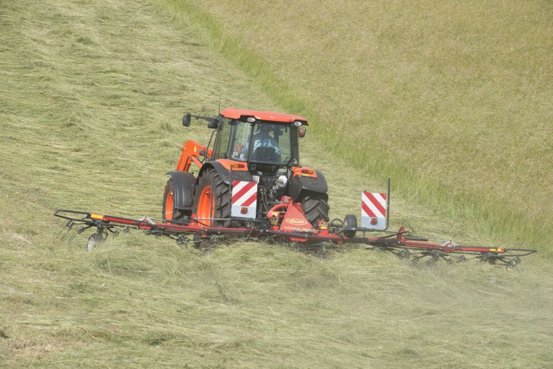 Mounted Tedders - Vicon Fanex 604 - 804, ideal for hay making also low weight and low power requirments