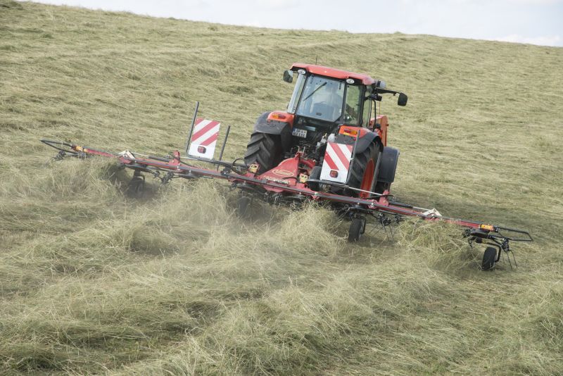 Mounted Tedders - Vicon Fanex 604 - 804, ideal for hay making also low weight and low power requirments