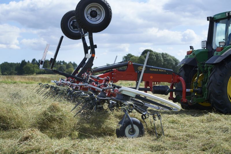 Tedders, Trailed - VICON FANEX 904C - 1124C, purpose-built for smaller tractor but will also operate with larger ones