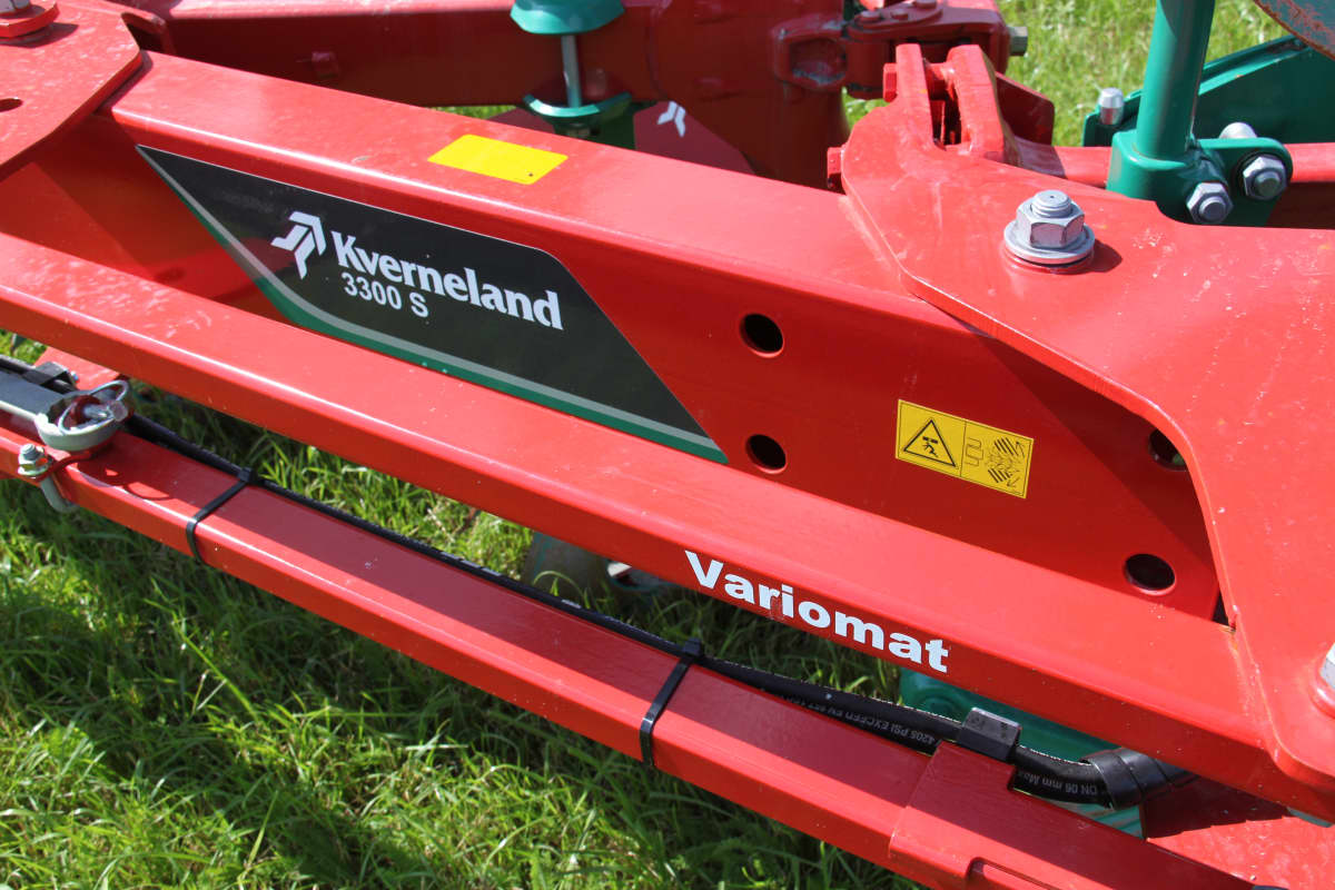 Kverneland Packomat, perfect seedbed while ploughing, kvernelands unique steel provides light and robust implement