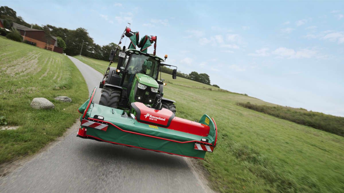 Kverneland - Kverneland-2836 FS-Front-Plain-Auger-Mower 020.jpg