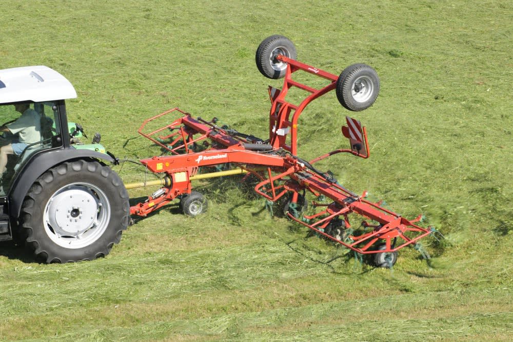 Tedders, Trailed - Kverneland 8076CD - 8090CD, ProLine gearbox, Hydraulic adjustment, Box-type frame, XXL rotor plate and Super-C Tines