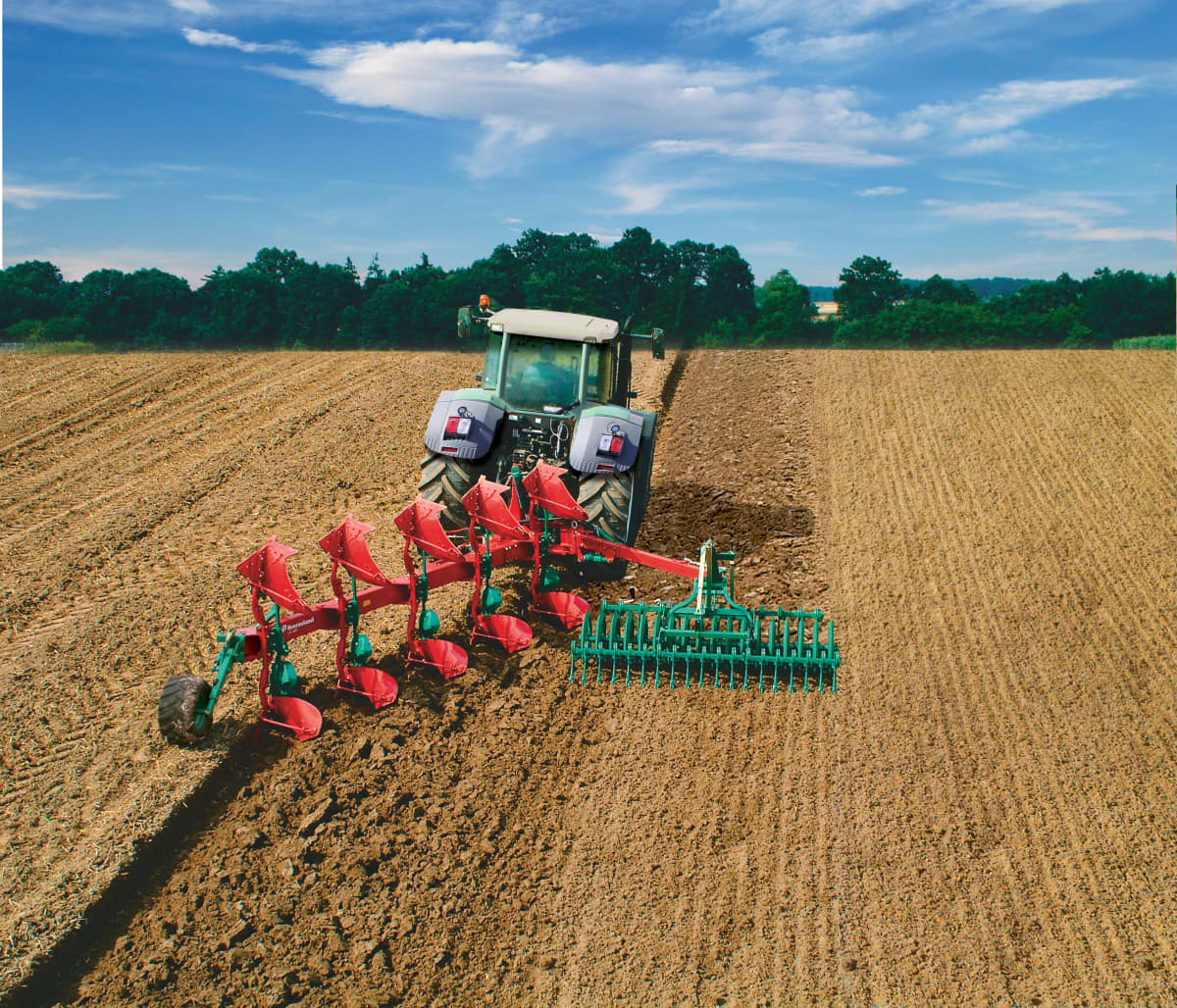 Reversible Mounted Ploughs - Kverneland ED LD provides amazing strength and low cost ploughing