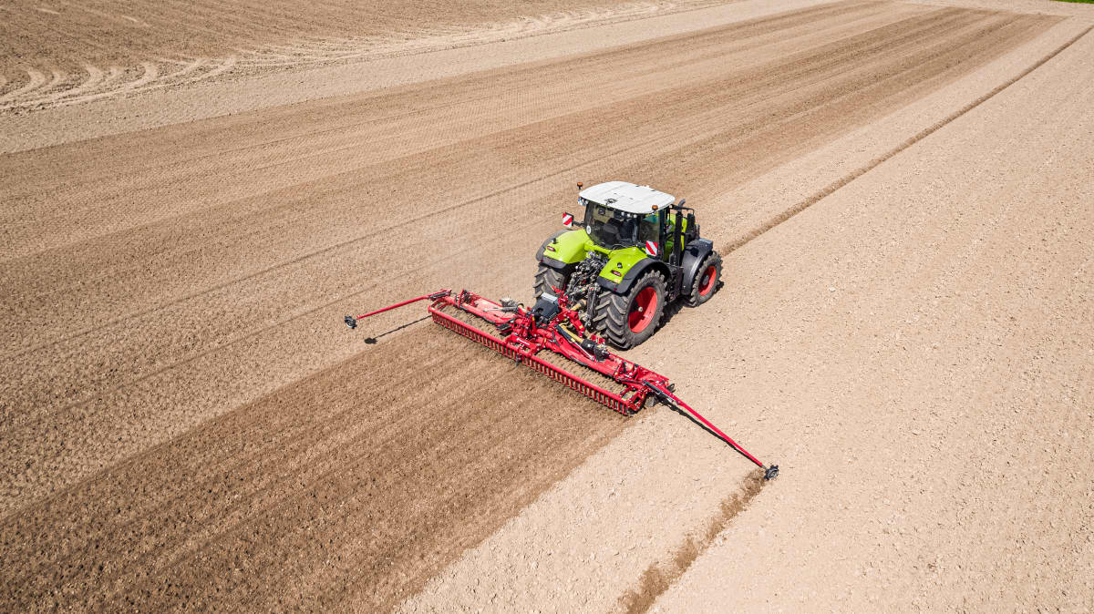 Kverneland Rotago F - Herse rotative repliable alliant innovation et haute performance