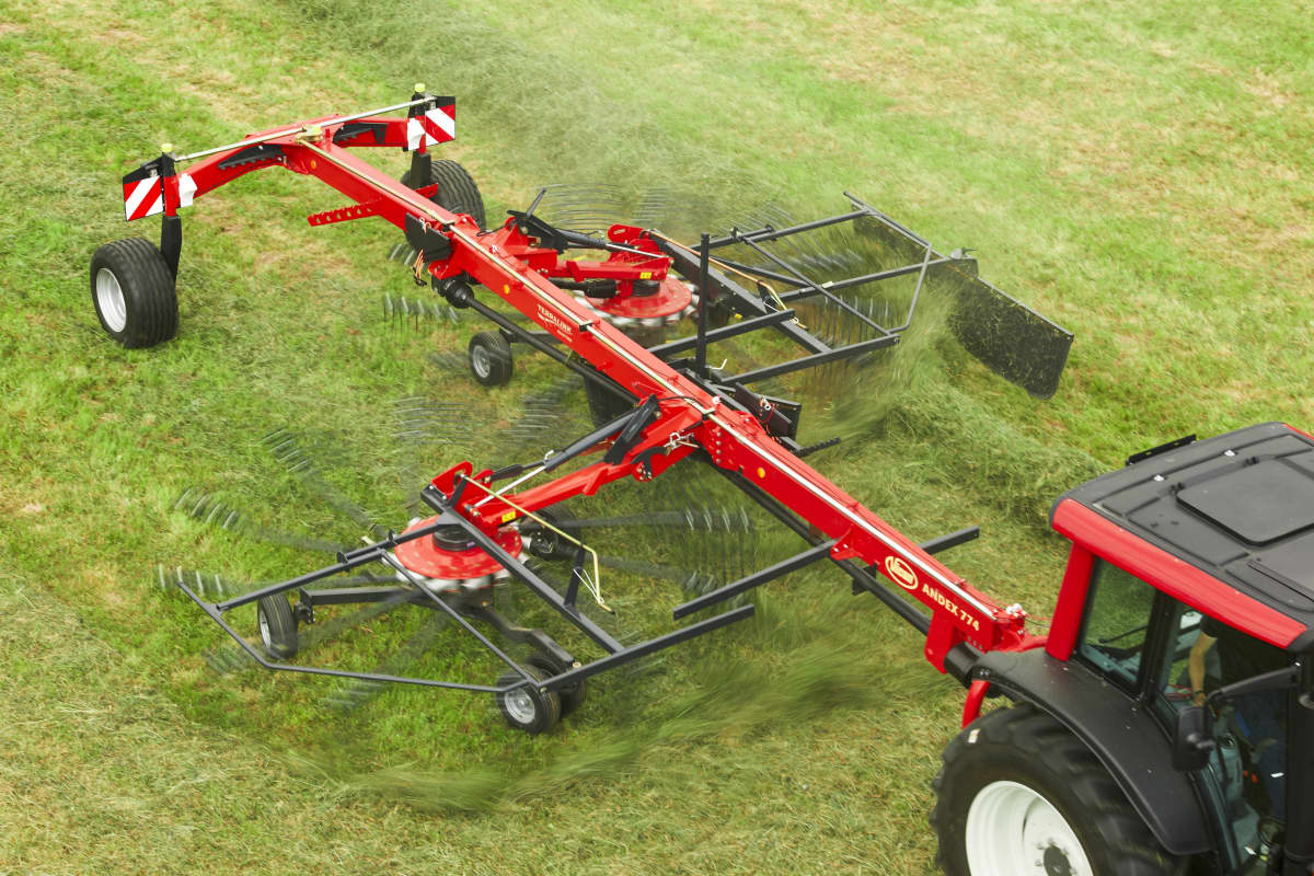 Double Rotor Rakes - VICON ANDEX 774, great maneuvreability and superb performance