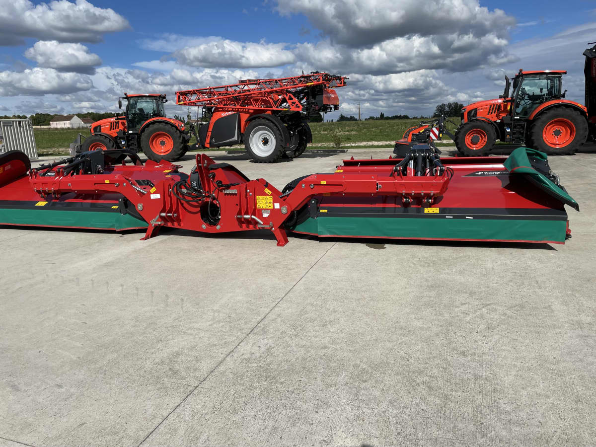 Groupe de fauche à tapis 55100 MT BX