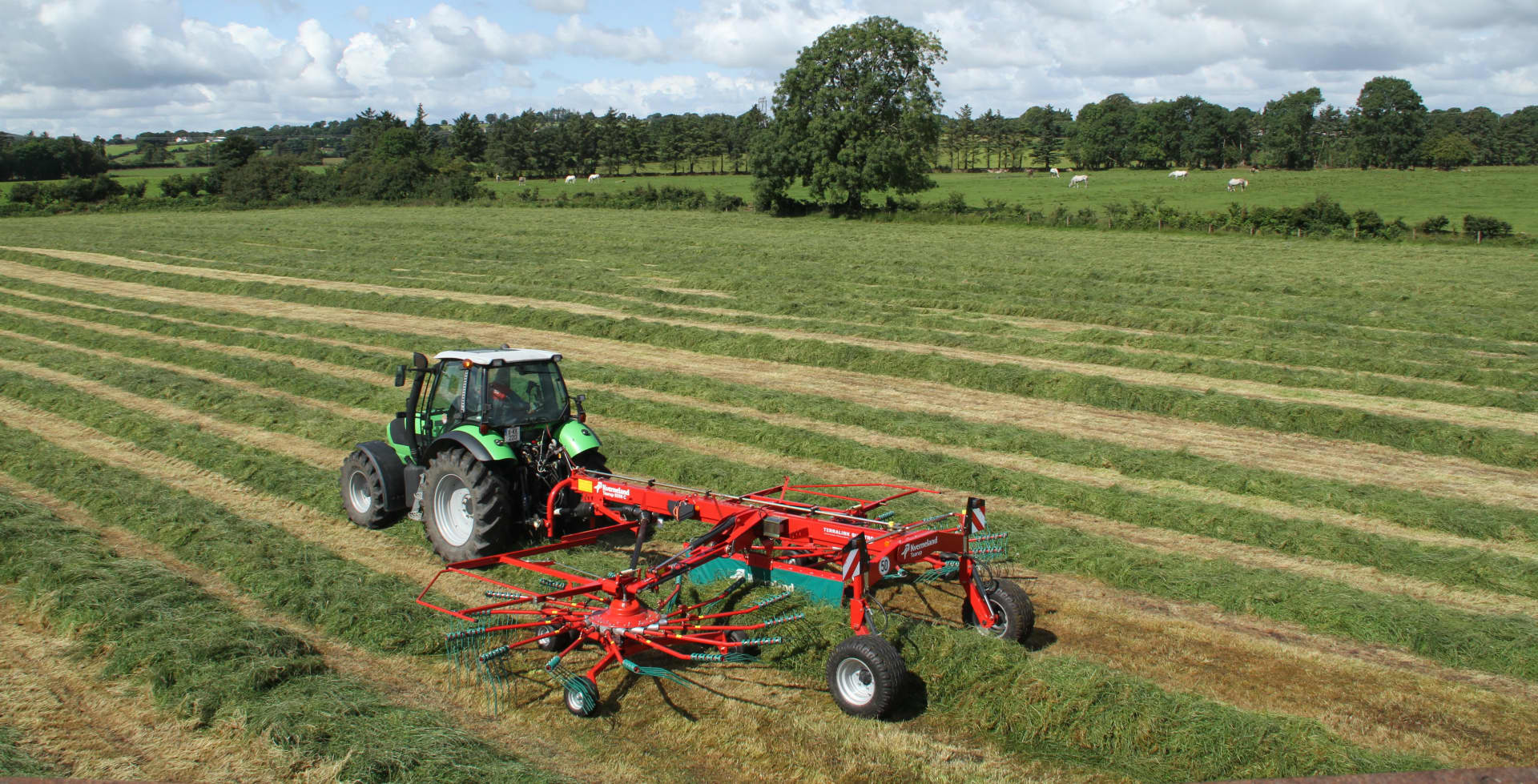 Double Rotor Rakes - Kverneland 9580 C - 9584 C - 9590 C Hydro, heavy duty rakes which performs in the toughest conditions