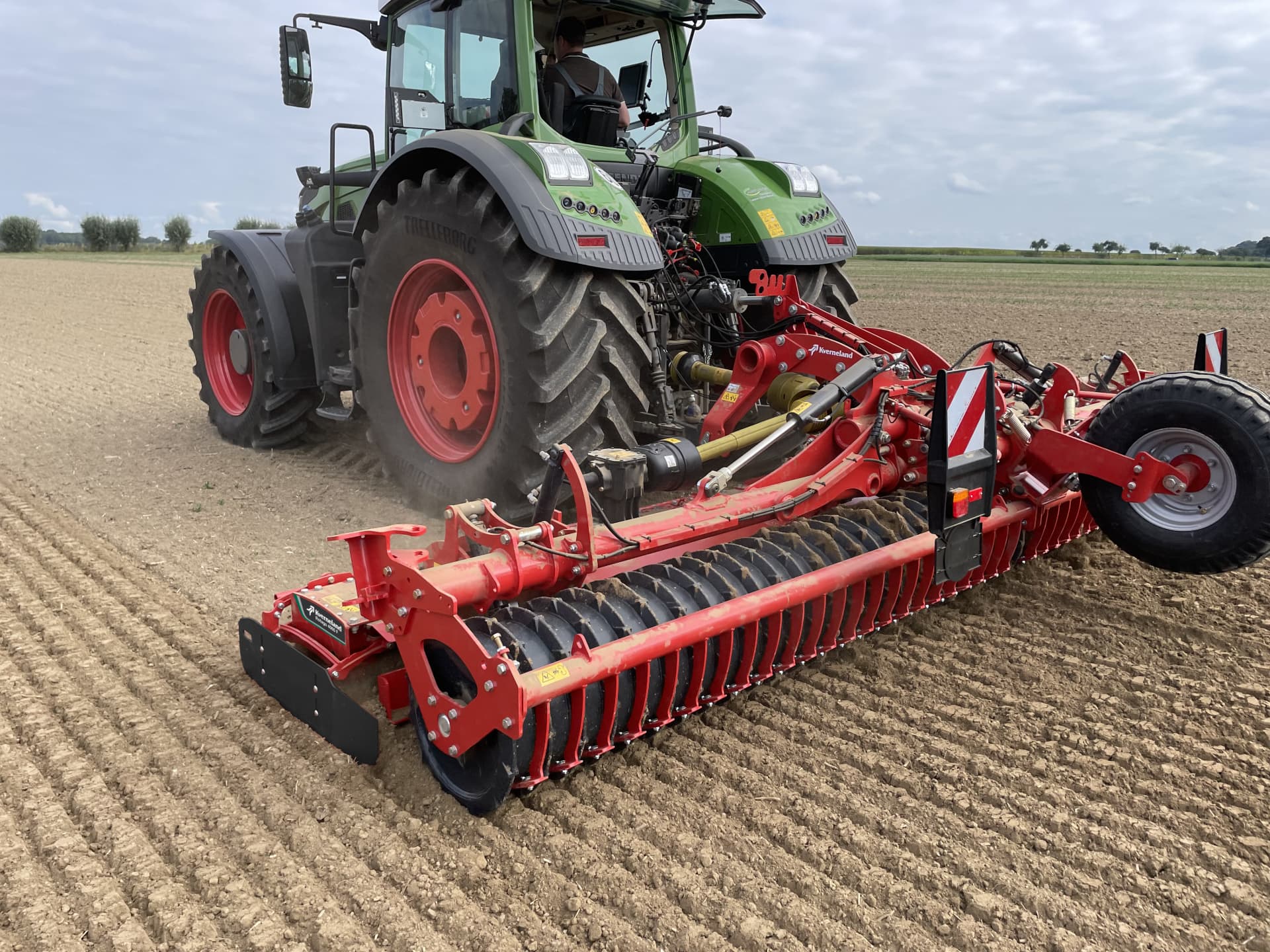 Rotago F brings ISOBUS to power harrows