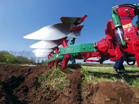 PROMOCJA! Komplet elementów roboczych do każdego pługa GRATIS
