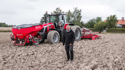 Kverneland f-drill maxi duo avec herse rotative et barre de semis CX-II - une performance convaincante en Suède