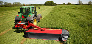New Centre Mounted EXTRΔ Disc Mower