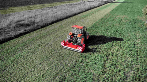 Time for pasture “Spring cleaning” with Vicon's multi-purpose choppers!