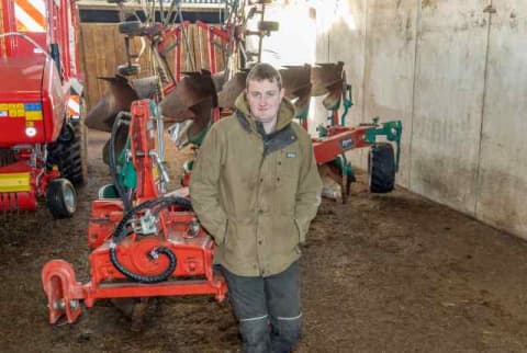 Kverneland 2300S Reversible Plough improves seedbed quality