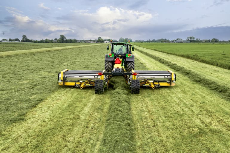 Kverneland - Universal (centre & side) delivery