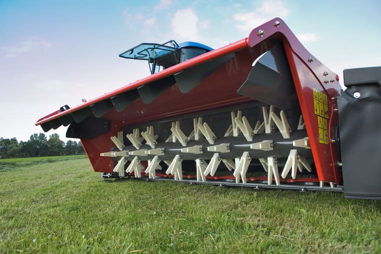 Mower Conditioners - VICON EXTRA 624T - 628T/R - 632T FARMER, tine conditiong with hydraulic spring adjustments also slim design for efficient during operation