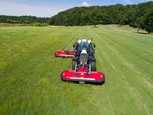 Mower Conditioners - VICON EXTRA 732FT - 732FR - 736FT - 736FR FRONT MOUNTED MOWER CONDITIONERS, high performance during operation on field