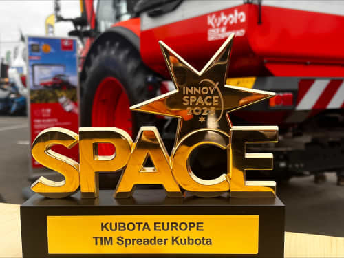 Kubota TIM Spreader awarded at Innov’Space 2025 for advanced spreading precision and TIM technology.