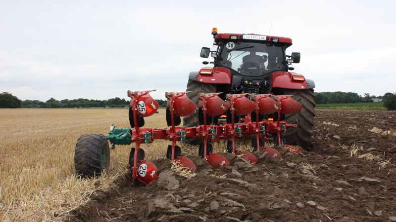 Kverneland Ecomat in-furrow shallow plough