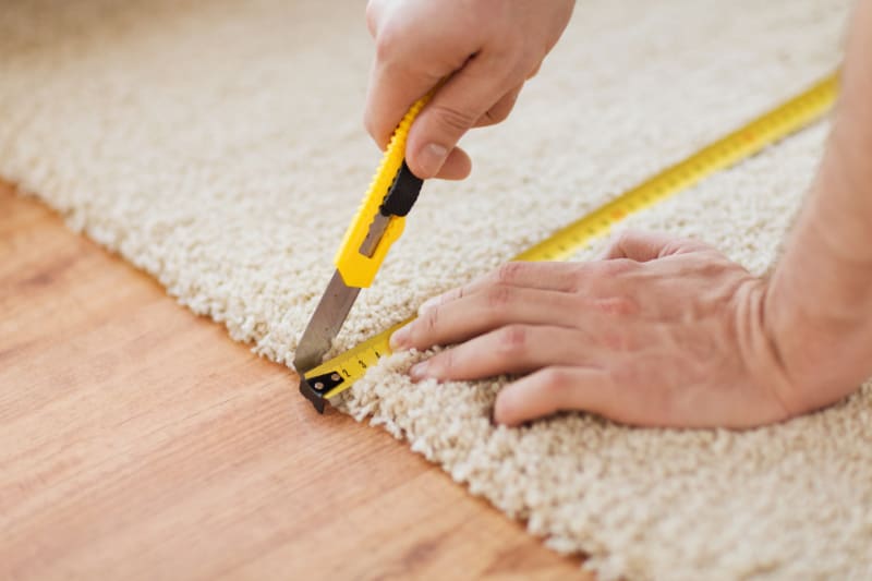 box knife with measuring tape