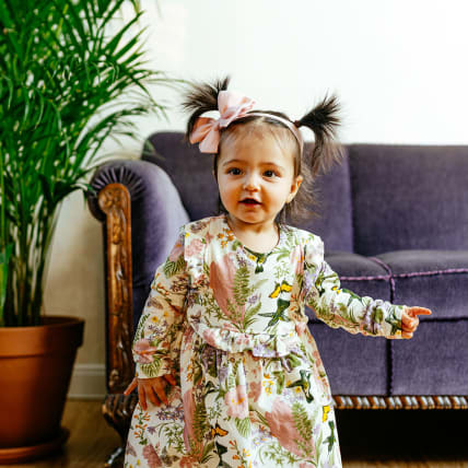 Ma-ia Family Lilja-mekko vauvalle luonnonvalkoinen