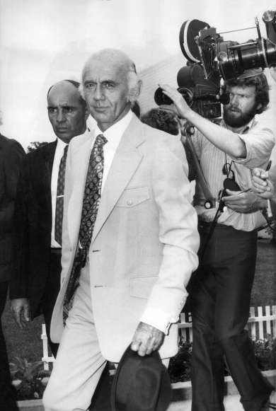 Prime Minister William McMahon at Mascot, Sydney, 27 December 1971