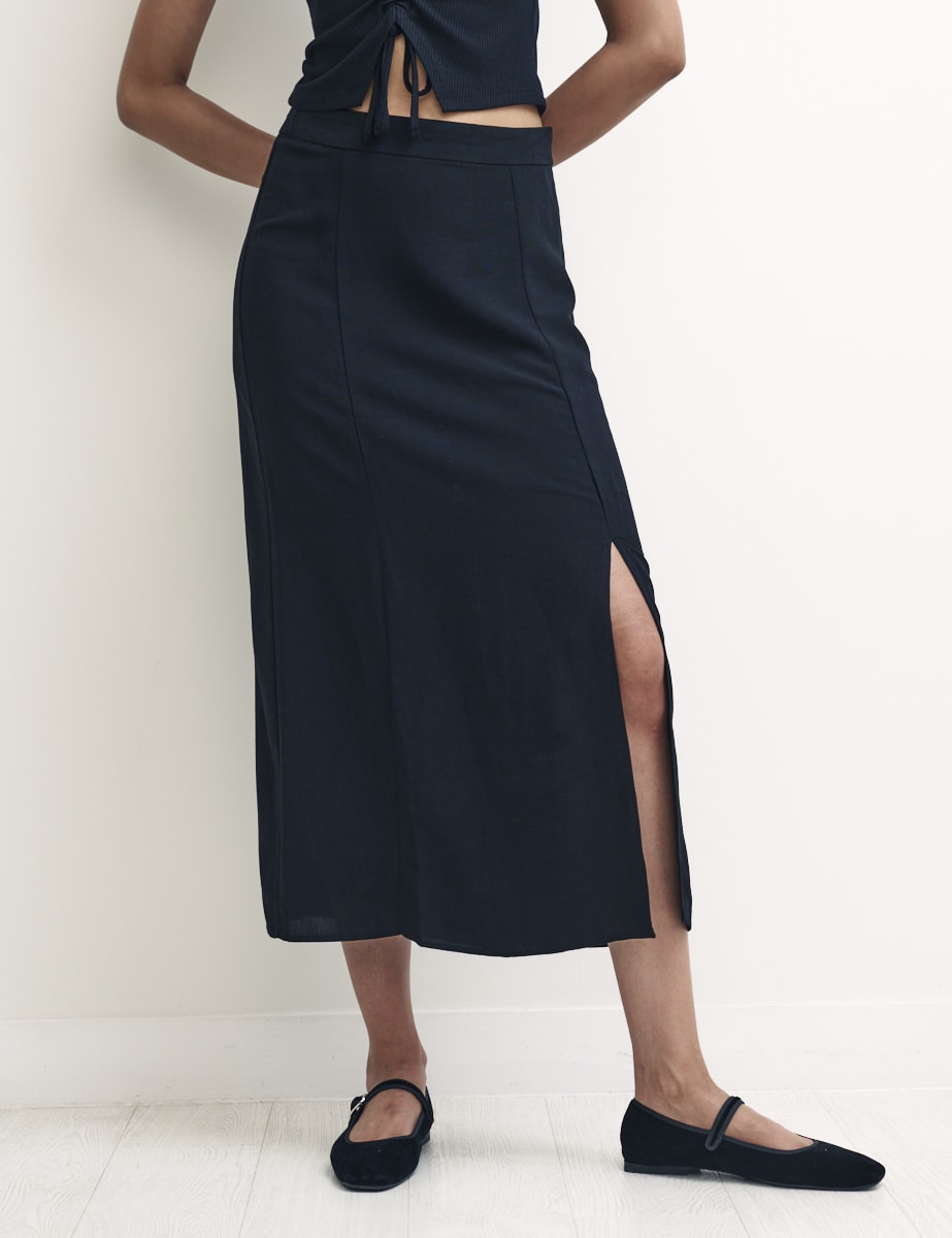 Buy POPWINGS Black Front Slit Skirt at Amazon.in-totobed.com.vn