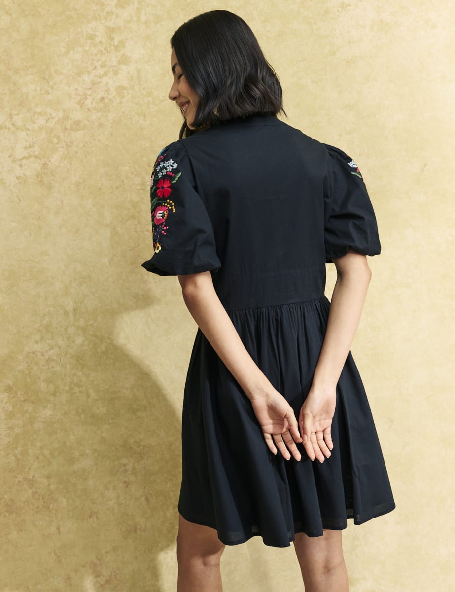 Moon Child Black Dress With Embroidered Jacket – Hatheli