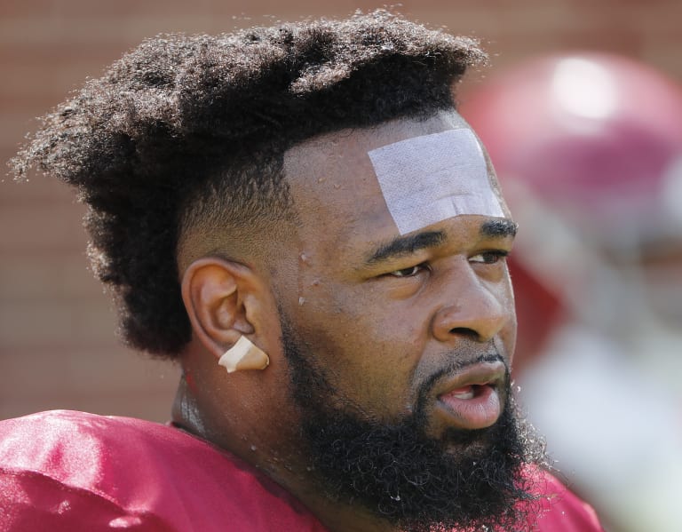 BamaInsider - Isaiah Buggs a big hit for Alabama on and off the field