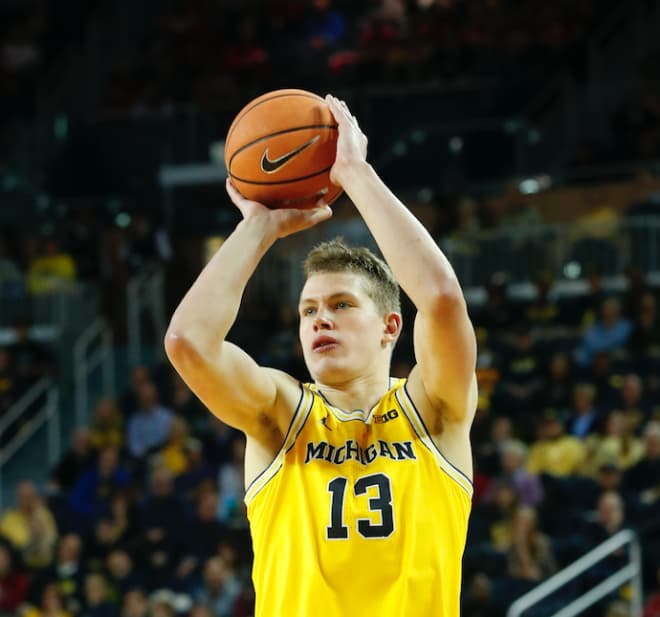 moe wagner michigan jersey